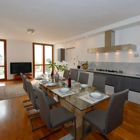 Bella Desenzano Villa