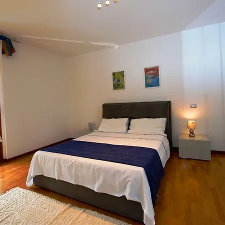 Bella Desenzano Villa